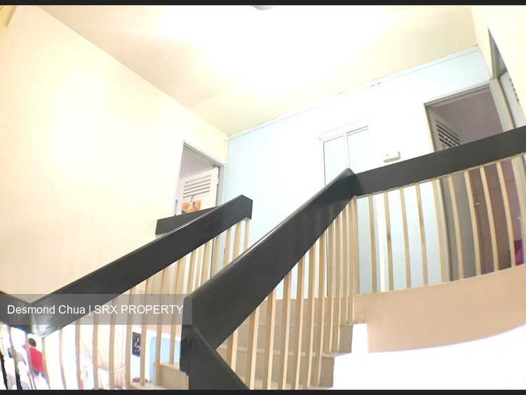 Blk 559 Jurong West Street 42 (Jurong West), HDB 5 Rooms #199373902